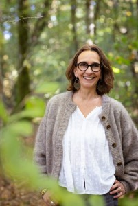 Fanny est psychologue clinicienne depuis plus de 10 ans. Passionnée par le rapport au vivant